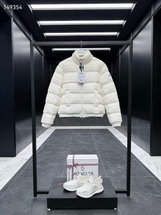 Picture of Moncler Down Jackets _SKUMonclersz1-326yr18637265
